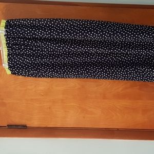 Tamera Navy/White  Polka Dot Skirt Size Medium.